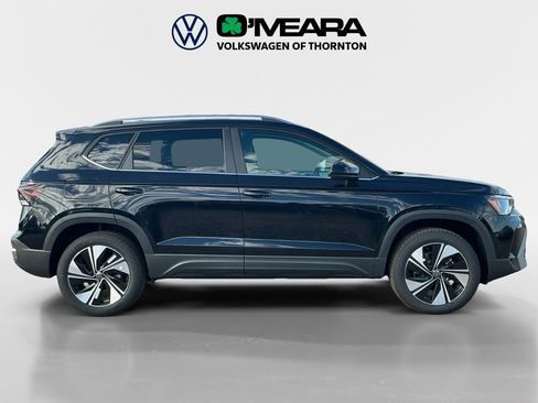 New 2025 Volkswagen Taos SE image 6