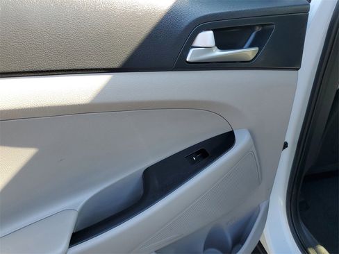 Used 2020 Hyundai Tucson SEL w/ Cargo Package image 21