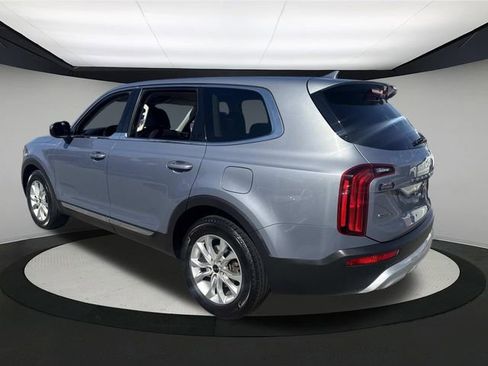 Used 2022 Kia Telluride LX image 10
