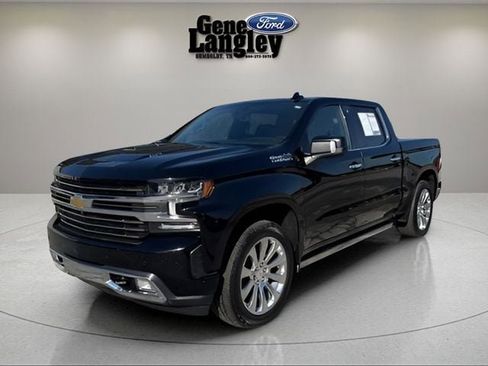 Used 2021 Chevrolet Silverado 1500 High Country w/ Technology Package AWD/4WD image 5