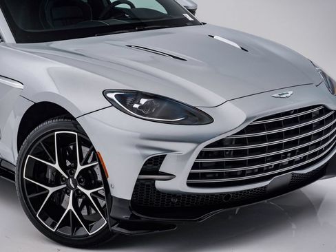 New 2026 Aston Martin DBX 707 AWD/4WD image 4