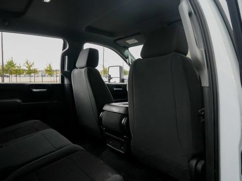 Used 2021 Chevrolet Silverado 2500 Custom w/ Custom Value Package AWD/4WD image 35