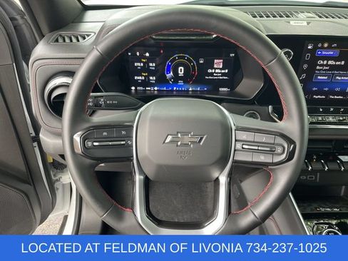 Used 2024 Chevrolet Colorado Z71 w/ Z71 Convenience Package 2 AWD/4WD image 11