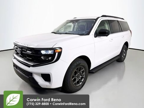 New 2025 Ford Expedition Active image 3