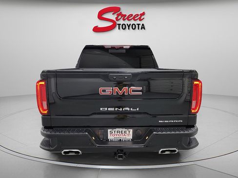 Used 2024 GMC Sierra 1500 Denali w/ Denali Reserve Package AWD/4WD image 3