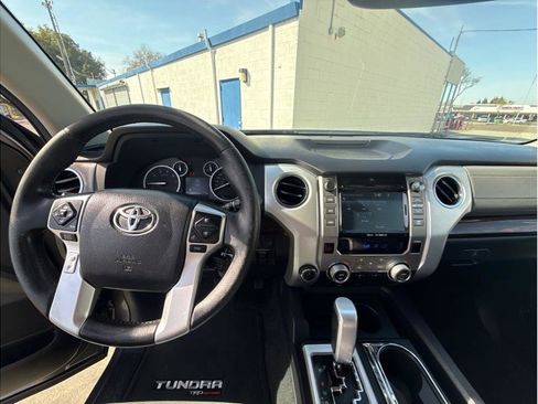 Used 2017 Toyota Tundra Limited w/ Limited Premium Package image 23