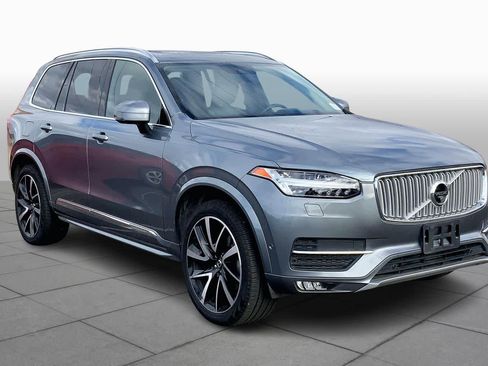 Used 2019 Volvo XC90 T6 Inscription w/ Luxury Package image 2