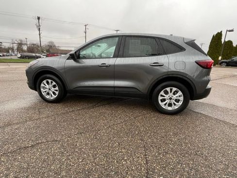 Used 2025 Ford Escape Active AWD/4WD image 2
