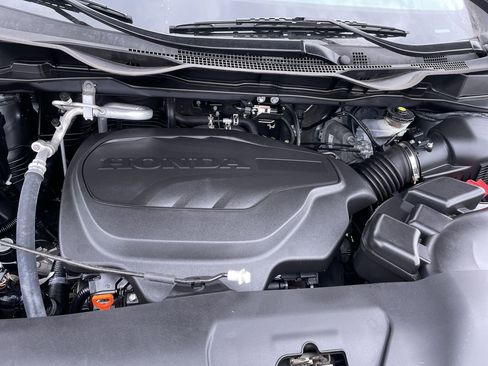 Used 2024 Honda Odyssey EX image 15