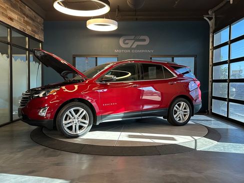 Used 2018 Chevrolet Equinox Premier AWD/4WD image 24