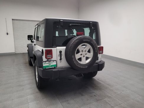 Used 2017 Jeep Wrangler Sport w/ Quick Order Package 24S AWD/4WD image 6