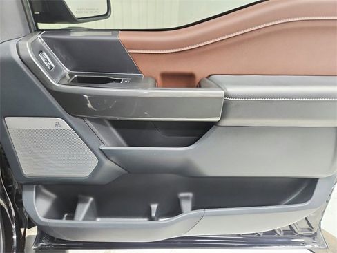 Used 2023 Ford F150 Lariat w/ Equipment Group 502A High image 50