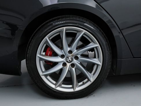 Used 2022 Alfa Romeo Giulia Sprint RWD image 23