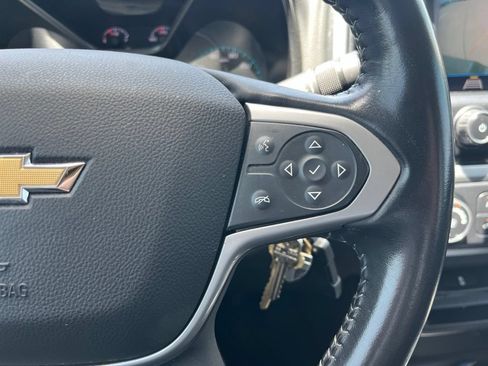 Used 2022 Chevrolet Colorado LT RWD image 15