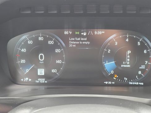 Used 2022 Volvo XC90 T5 Momentum AWD/4WD image 27