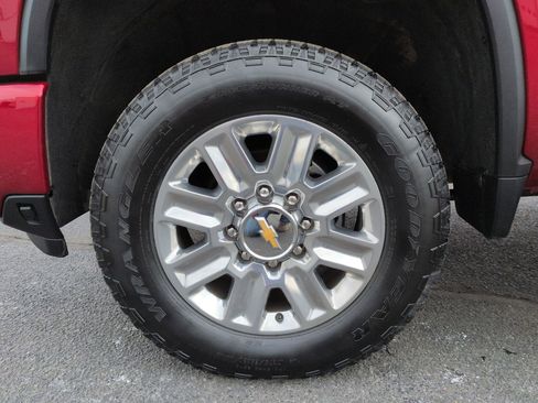 Certified 2024 Chevrolet Silverado 3500 High Country w/ Technology Package image 33