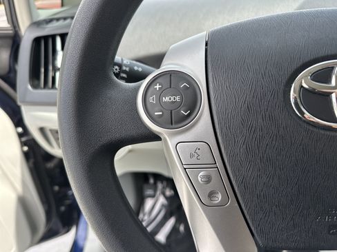 Used 2013 Toyota Prius Three FWD image 19