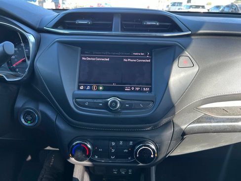 Used 2022 Chevrolet TrailBlazer ACTIV FWD image 19