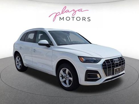 Used 2023 Audi Q5 2.0T Premium w/ Convenience Package AWD/4WD image 3