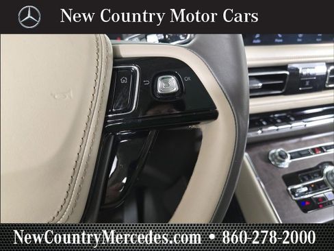 Used 2022 Lincoln Aviator Reserve w/ Equipment Group 201A image 24
