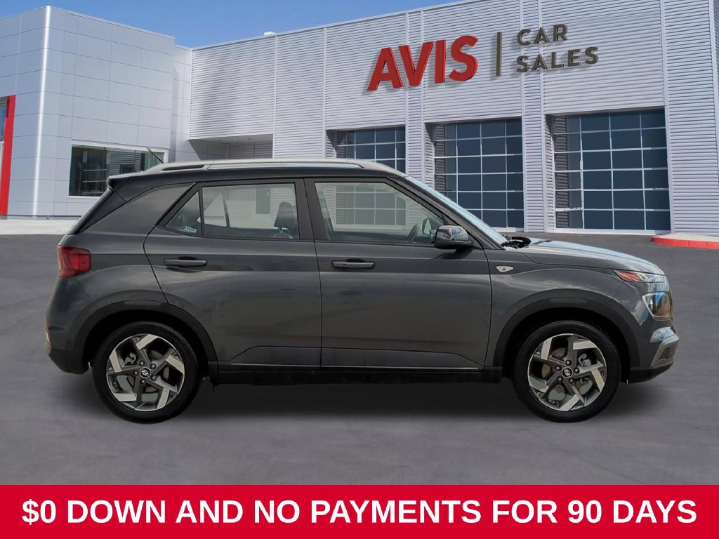Used 2025 Hyundai Venue Limited FWD image 5