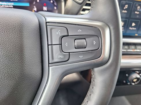 Used 2023 Chevrolet Silverado 1500 LT AWD/4WD image 14