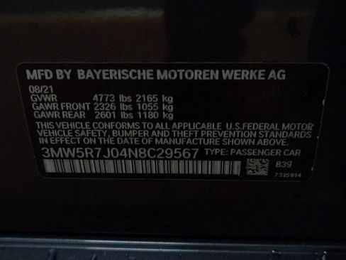 Used 2022 BMW 330i xDrive Sedan w/ Driving Assistance Package image 15