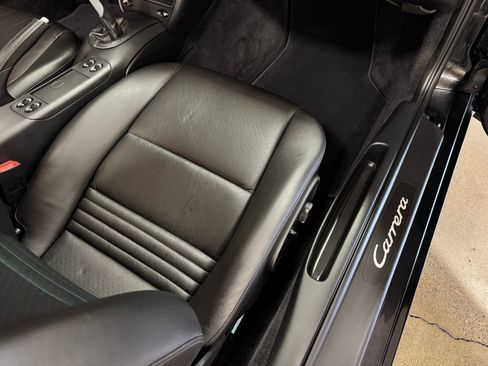 Used 2003 Porsche 911 Carrera RWD image 25