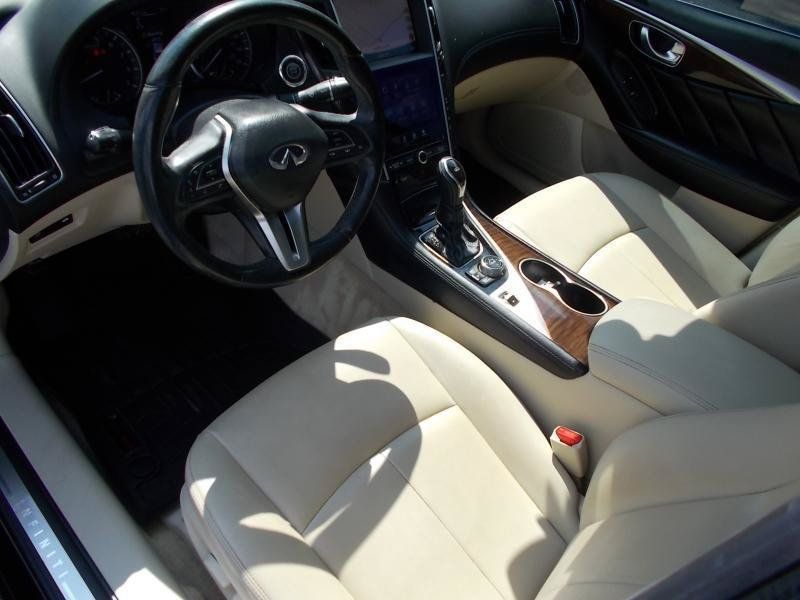 Used 2018 INFINITI Q50 Luxe w/ Essential Package (3.0T Luxe) RWD image 26