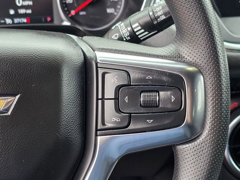 Used 2025 Chevrolet Blazer LT image 18