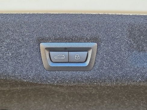 Used 2026 BMW M5 w/ Carbon Package image 14