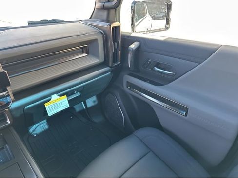 New 2024 GMC Hummer EV 3X w/ Extreme Off-Road Package image 17