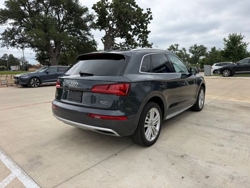 Used 2018 Audi Q5 2.0T Premium Plus w/ Premium Plus Package AWD/4WD image 6