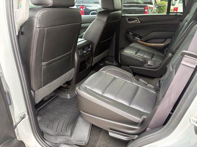 Used 2017 GMC Yukon Denali w/ Open Road Package AWD/4WD image 28