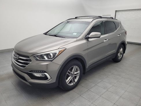 Used 2018 Hyundai Santa Fe Sport FWD image 2