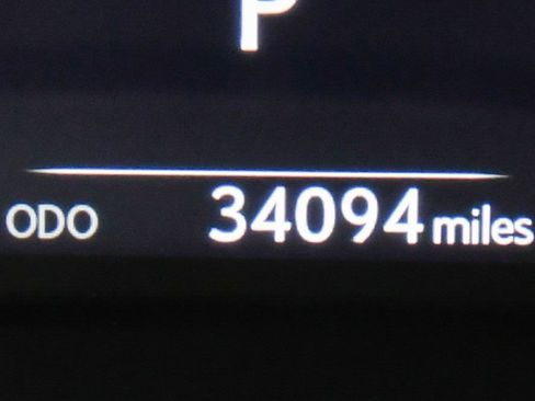 Used 2022 Lexus RX 350L Premium image 17