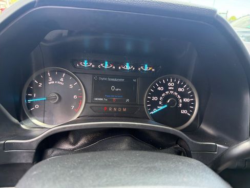 Used 2019 Ford F150 XLT w/ Equipment Group 302A Luxury AWD/4WD image 9