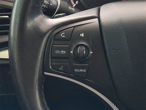 Used 2017 Acura MDX SH-AWD image 27