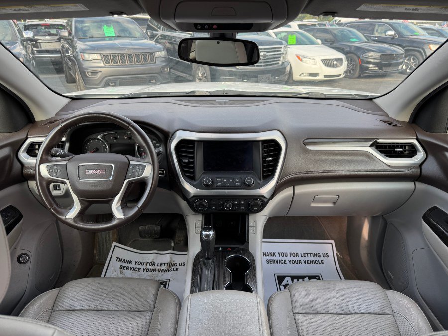 Used 2017 GMC Acadia SLT AWD/4WD image 22