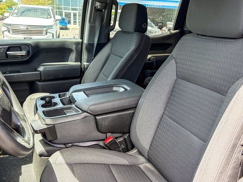 Used 2023 Chevrolet Silverado 1500 Custom AWD/4WD image 9