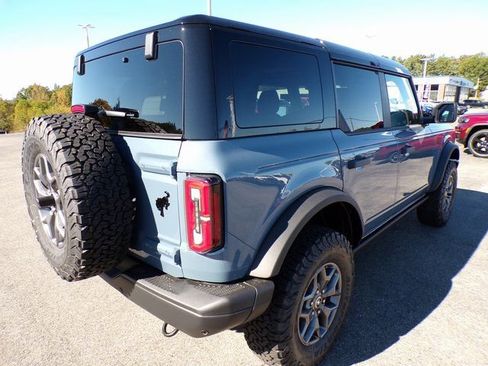 New 2025 Ford Bronco Badlands image 4