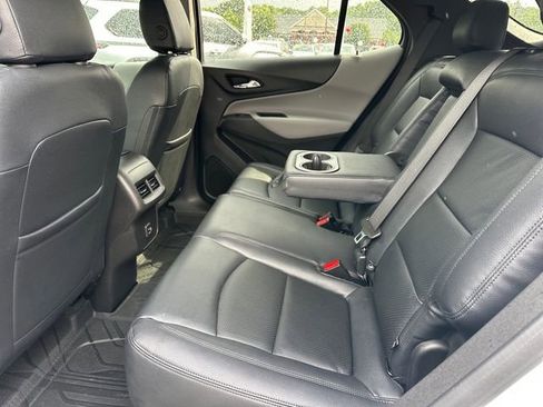 Used 2023 Chevrolet Equinox LT FWD image 12