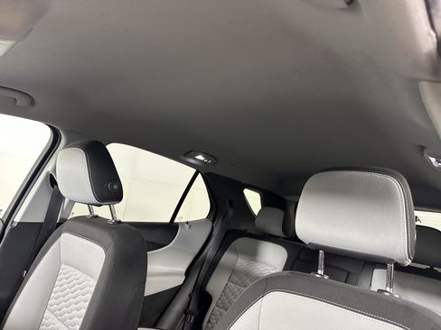 Used 2021 Chevrolet Equinox LS AWD/4WD image 8