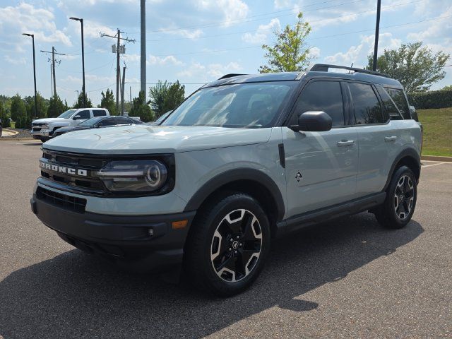 Used 2021 Ford Bronco Sport Outer Banks w/ Outer Banks Package AWD/4WD image 7