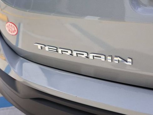Used 2023 GMC Terrain SLE FWD image 7