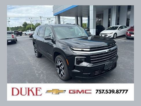 New 2026 Chevrolet Traverse High Country w/ LPO, Floor Liner Package FWD image 1