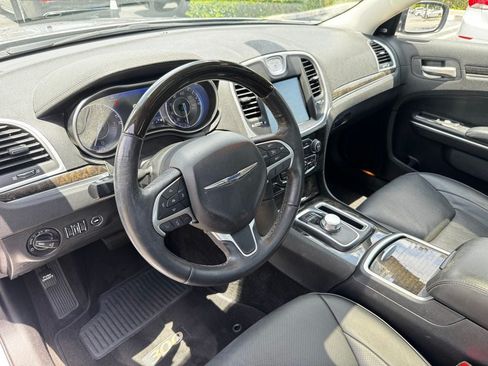 Used 2016 Chrysler 300 C w/ Light Group AWD/4WD image 8