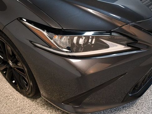 Used 2022 Lexus ES 350 w/ Premium Package FWD image 10