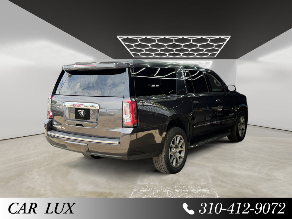 Used 2018 GMC Yukon XL Denali RWD image 5