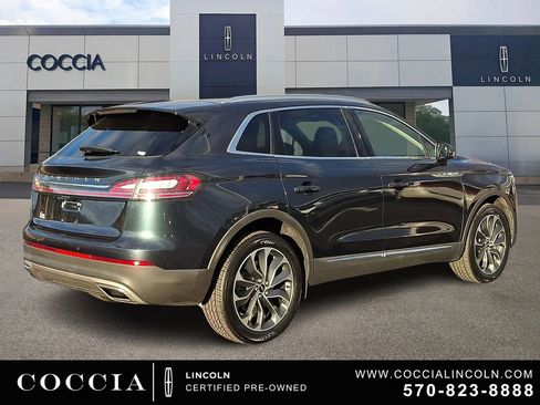 Certified 2022 Lincoln Nautilus Reserve AWD/4WD image 4